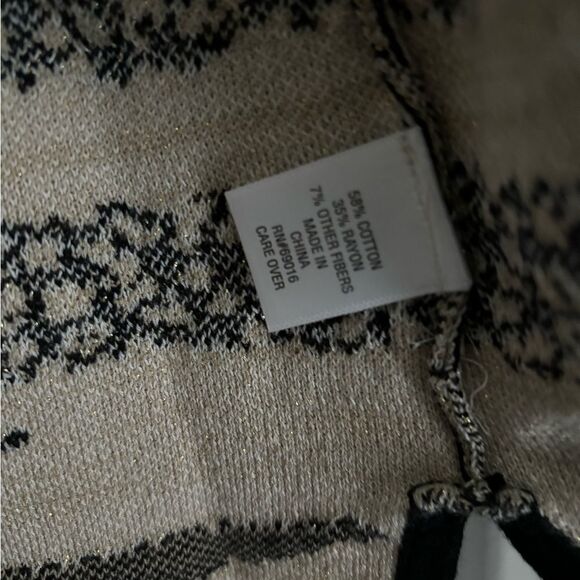 Laura Ashley SZ Medium Petite Animal Print Cardigan Sweater Hook & Eye Closure - Picture 5 of 7